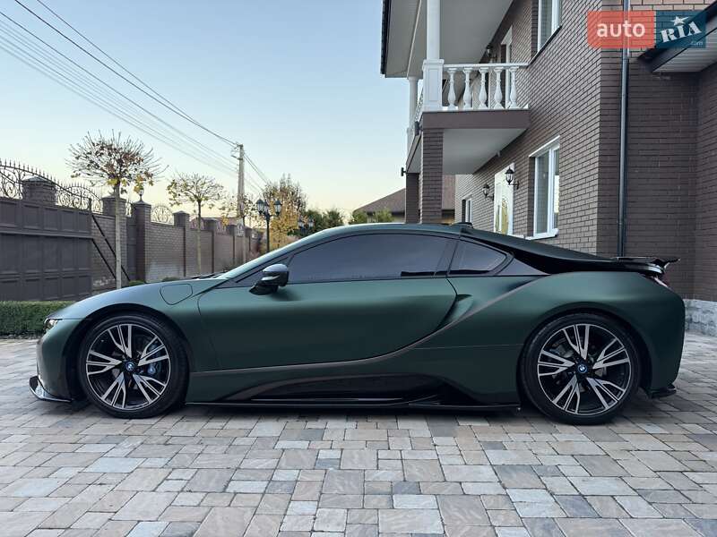 Купе BMW i8 2016 в Киеве фото 91 Купе BMW i8 2016 в Киеве