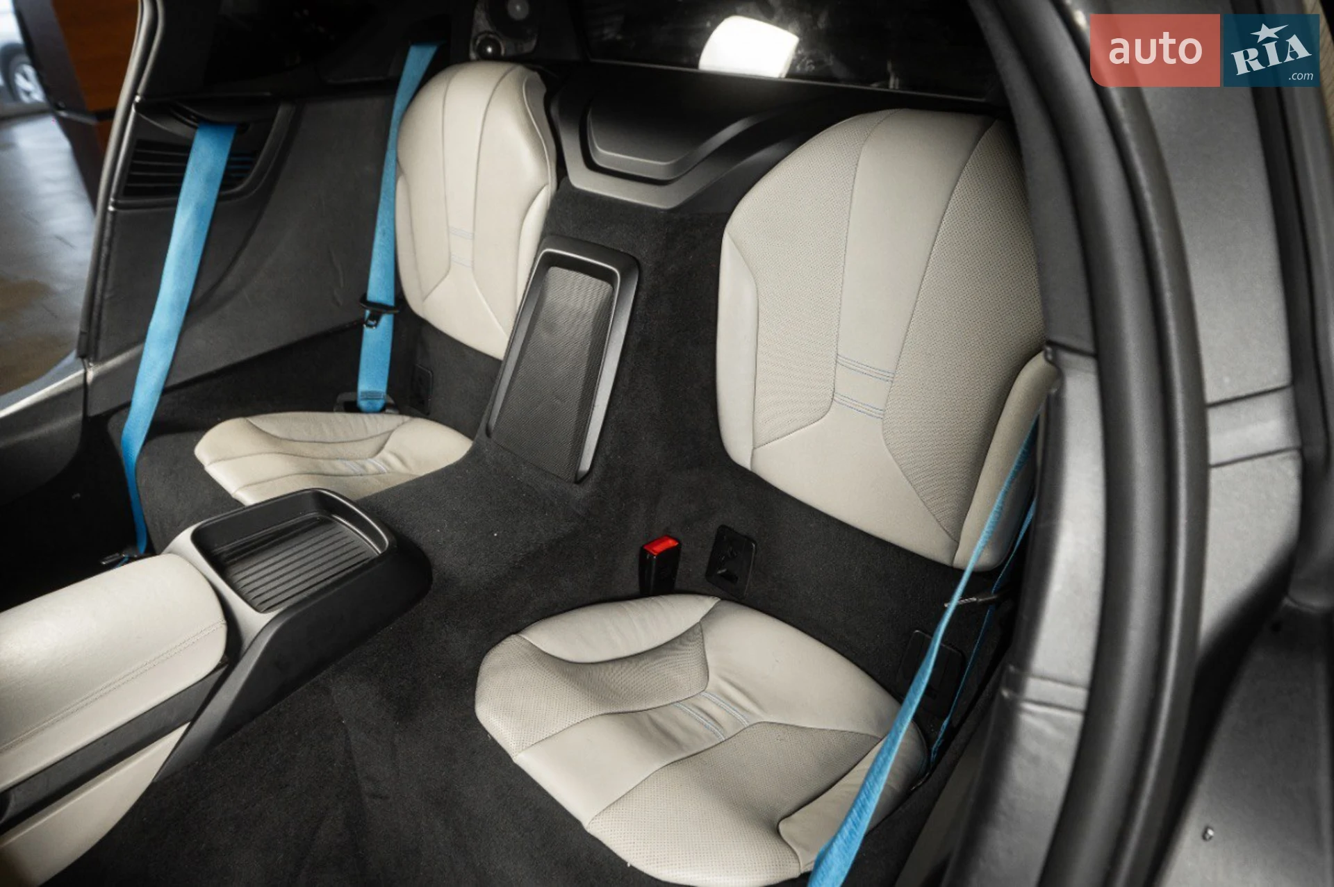 2015 BMW i8 - мініатюра 35
