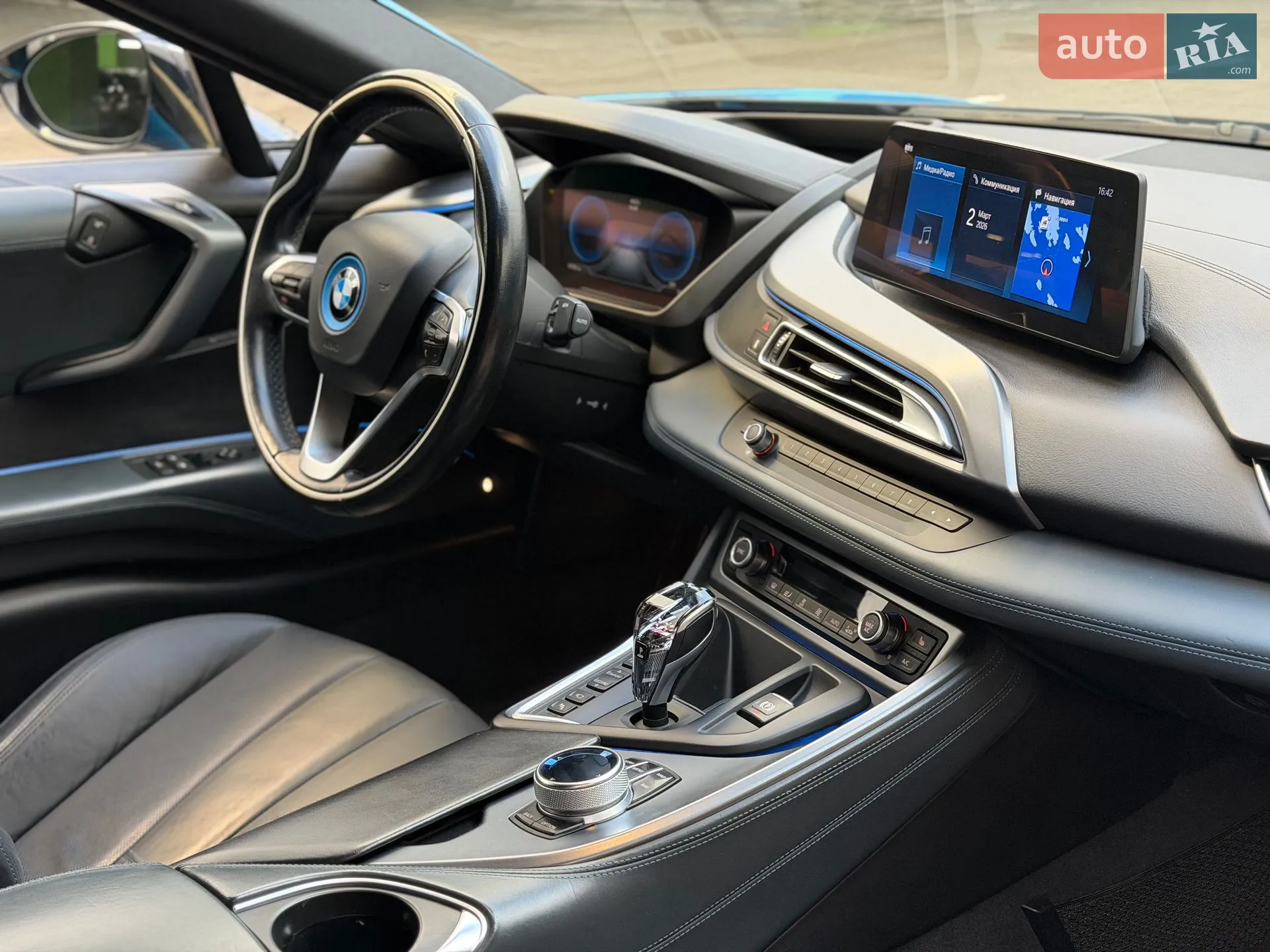 2016 BMW i8 - мініатюра 15