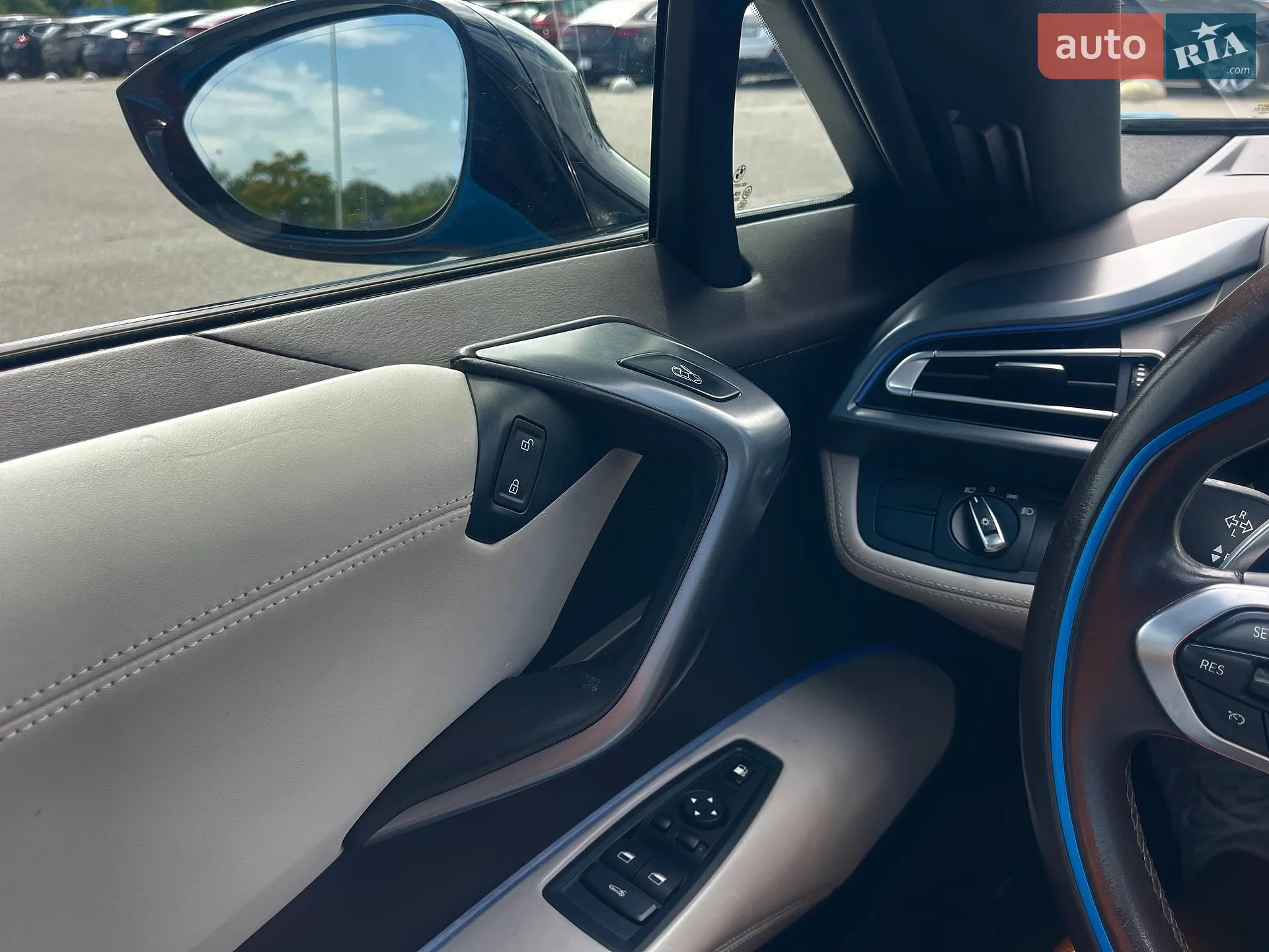 2016 BMW i8 - мініатюра 28