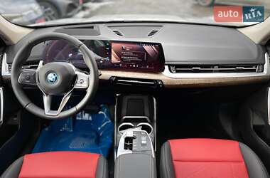 Позашляховик / Кросовер BMW iX1 2024 в Києві