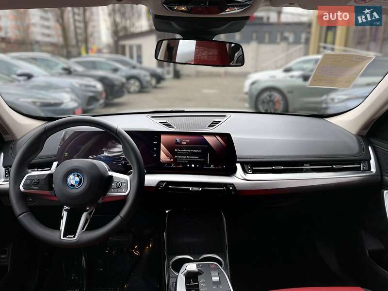Внедорожник / Кроссовер BMW iX1 2024 в Киеве