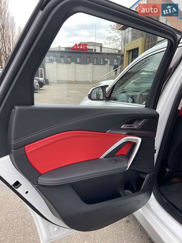 Внедорожник / Кроссовер BMW iX1 2024 в Киеве