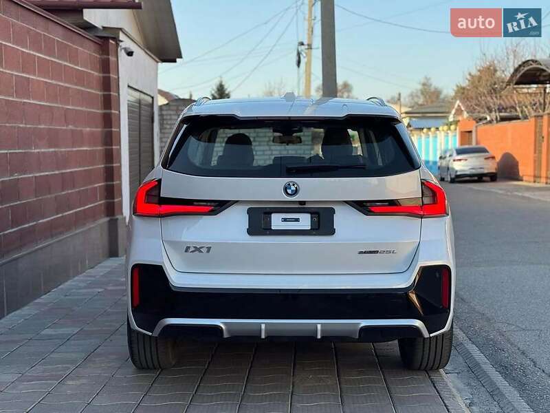 Внедорожник / Кроссовер BMW iX1 2025 в Виннице