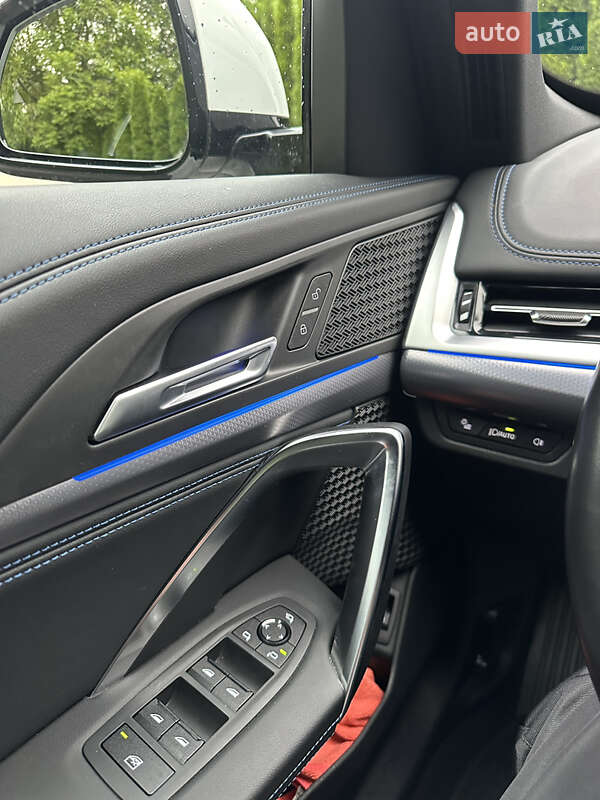 Внедорожник / Кроссовер BMW iX1 2023 в Черновцах