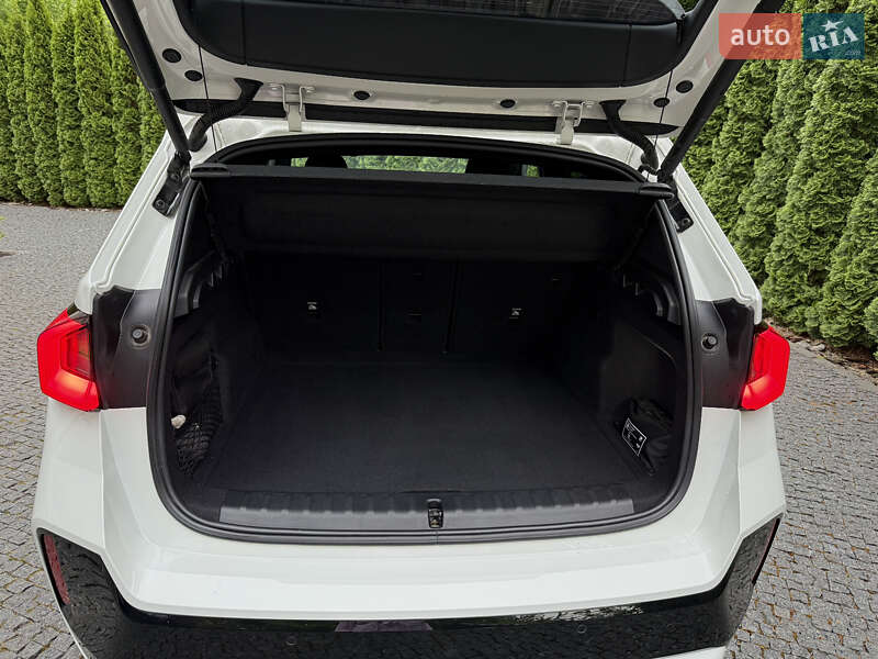 Внедорожник / Кроссовер BMW iX1 2023 в Черновцах