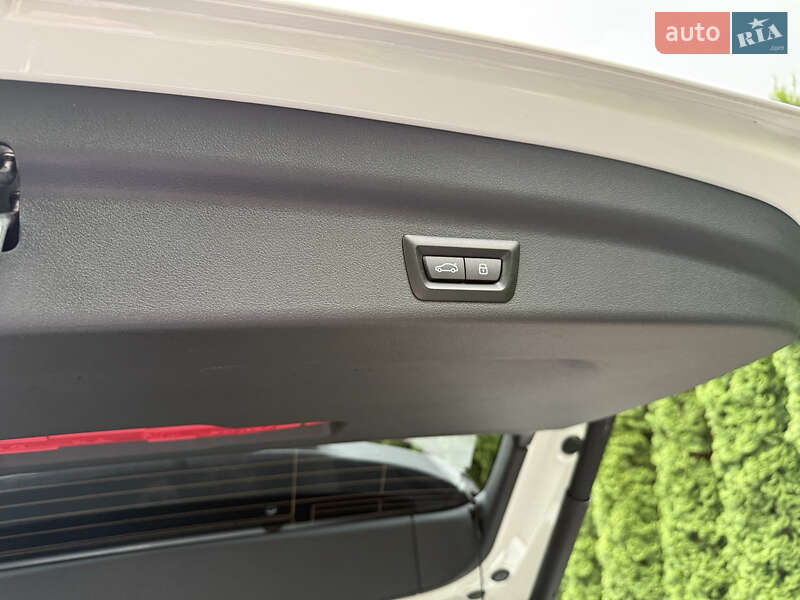 Внедорожник / Кроссовер BMW iX1 2023 в Черновцах