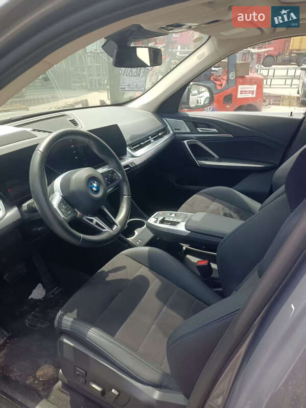 Внедорожник / Кроссовер BMW iX1 2023 в Киеве фото 13 Внедорожник / Кроссовер BMW iX1 2023 в Киеве
