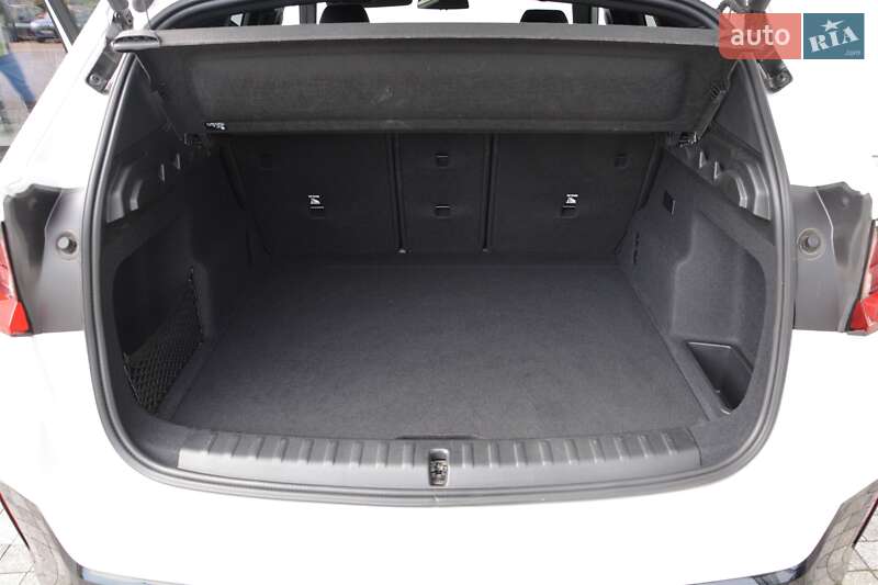 Внедорожник / Кроссовер BMW iX1 2024 в Киеве