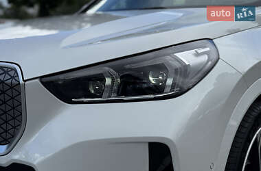 Внедорожник / Кроссовер BMW iX1 2024 в 