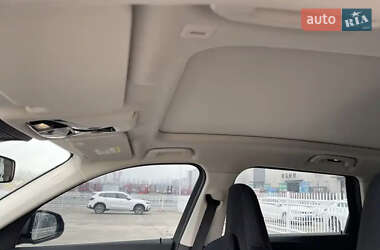 Внедорожник / Кроссовер BMW iX1 2023 в 