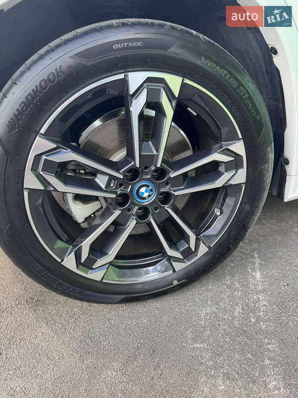 Позашляховик / Кросовер BMW iX1 2023 в Києві