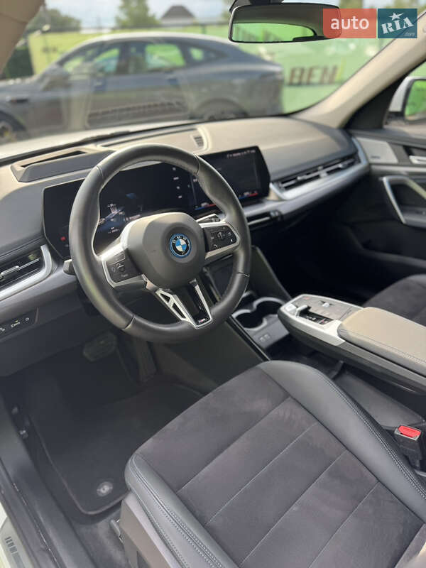 Позашляховик / Кросовер BMW iX1 2023 в Києві