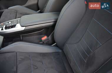 Внедорожник / Кроссовер BMW iX1 2024 в 