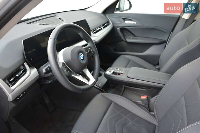 Внедорожник / Кроссовер BMW iX1 2024 в Киеве