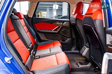 Внедорожник / Кроссовер BMW iX1 2023 в 