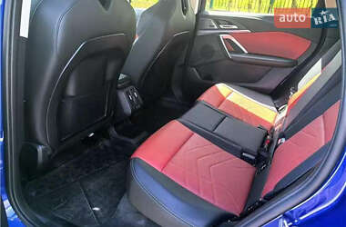 Внедорожник / Кроссовер BMW iX1 2023 в 
