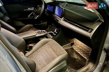 Внедорожник / Кроссовер BMW iX1 2024 в 