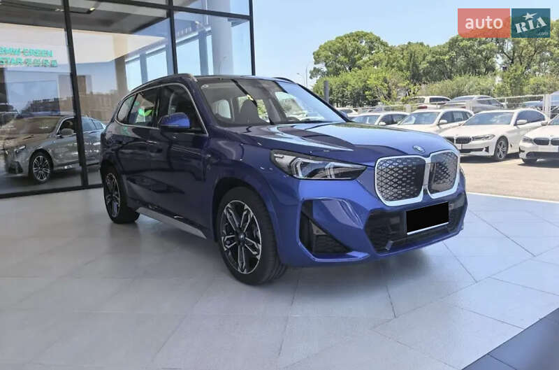 Внедорожник / Кроссовер BMW iX1 2023 в Львове