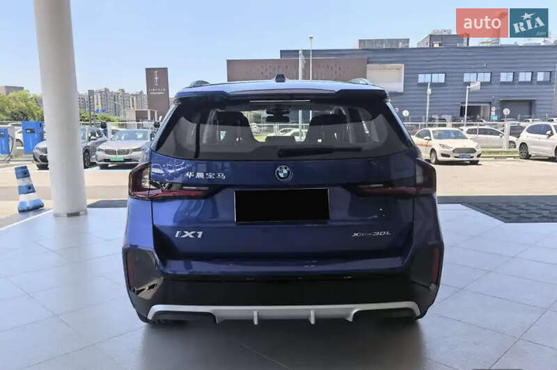 Внедорожник / Кроссовер BMW iX1 2023 в Львове
