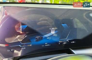 Внедорожник / Кроссовер BMW iX1 2025 в 