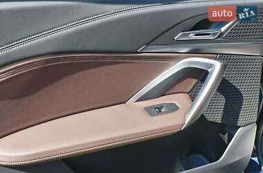 Внедорожник / Кроссовер BMW iX1 2025 в 