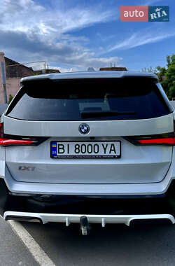 Внедорожник / Кроссовер BMW iX1 2023 в 