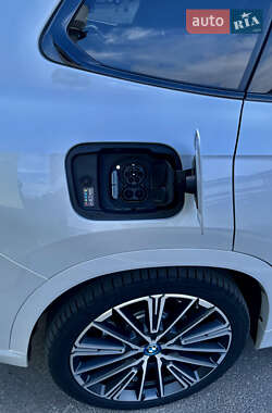 Внедорожник / Кроссовер BMW iX1 2023 в 
