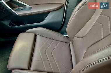 Внедорожник / Кроссовер BMW iX1 2023 в 