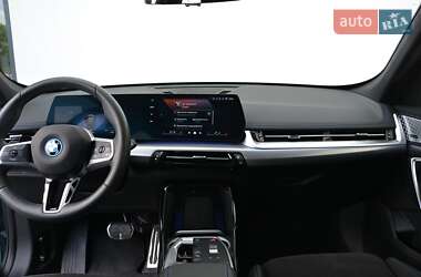 Внедорожник / Кроссовер BMW iX1 2024 в 