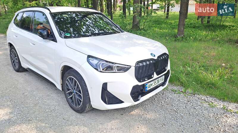 Позашляховик / Кросовер BMW iX1 2022 в Житомирі