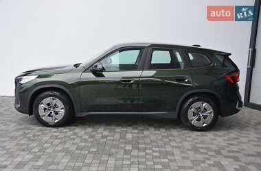 Внедорожник / Кроссовер BMW iX1 2024 в 