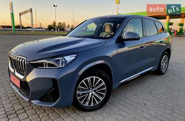 Внедорожник / Кроссовер BMW iX1 2023 в 