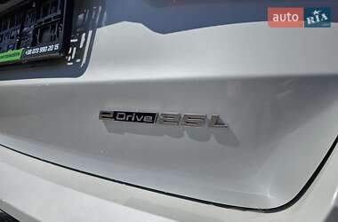 Позашляховик / Кросовер BMW iX1 2025 в 