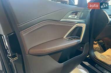 Позашляховик / Кросовер BMW iX1 2025 в 