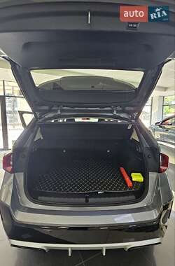 Позашляховик / Кросовер BMW iX1 2023 в 