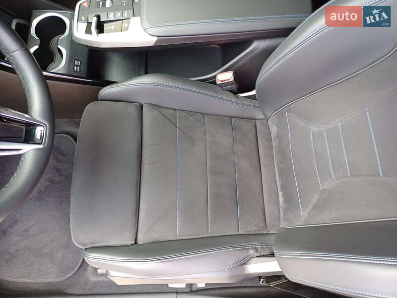 Позашляховик / Кросовер BMW iX1 2024 в Києві