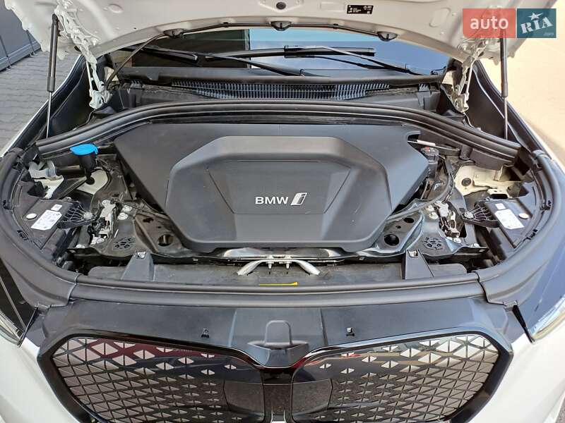 Позашляховик / Кросовер BMW iX1 2024 в Києві