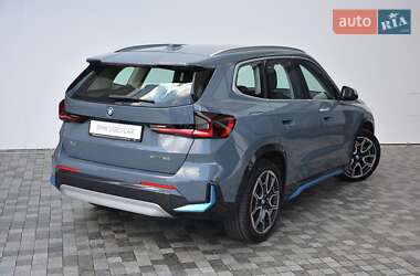 Внедорожник / Кроссовер BMW iX1 2023 в 