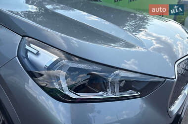 Внедорожник / Кроссовер BMW iX1 2023 в 