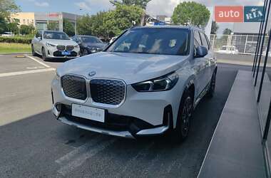 BMW iX1 2023