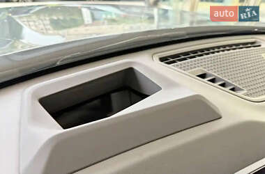 Внедорожник / Кроссовер BMW iX1 2024 в 