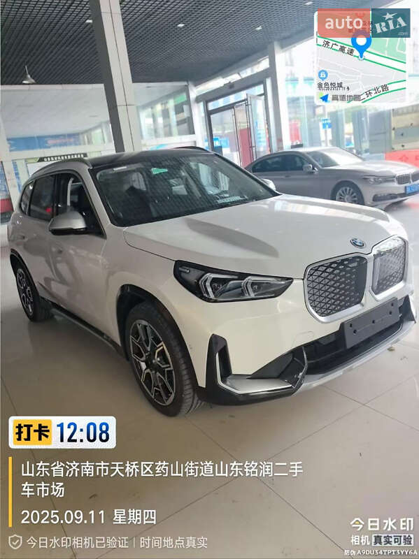 Позашляховик / Кросовер BMW iX1 2023 в Києві