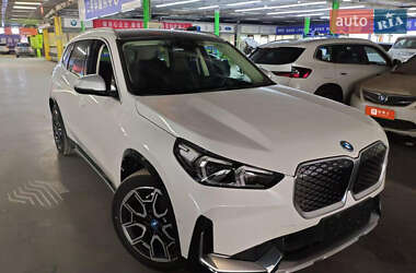 Внедорожник / Кроссовер BMW iX1 2023 в Киеве