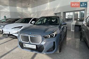 BMW iX1 2023