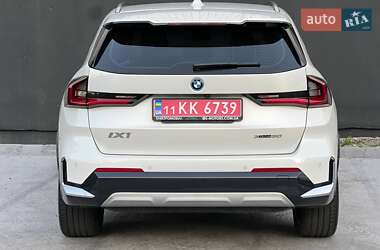 Внедорожник / Кроссовер BMW iX1 2023 в 