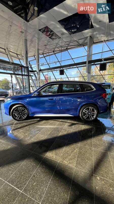 Позашляховик / Кросовер BMW iX1 2023 в Дніпрі