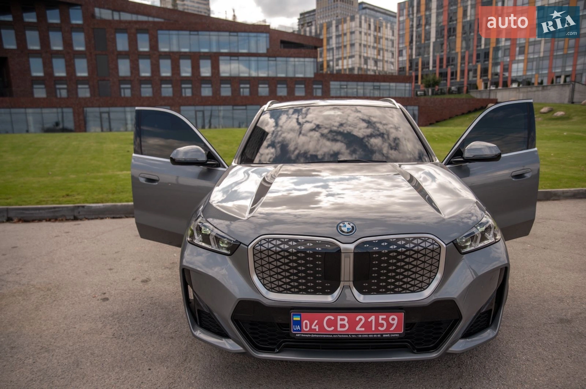 2023 BMW iX1 - мініатюра 4