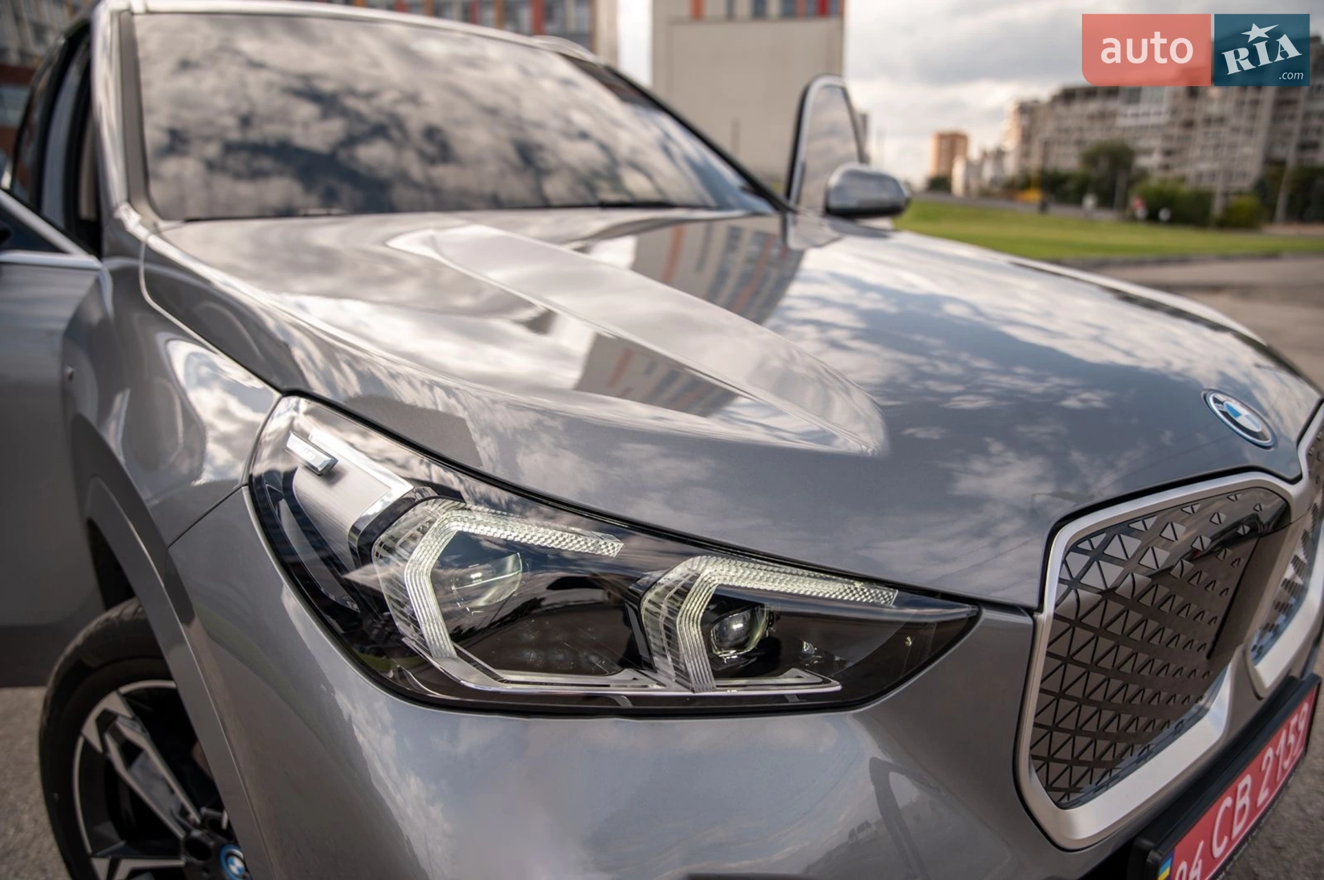 2023 BMW iX1 - мініатюра 12