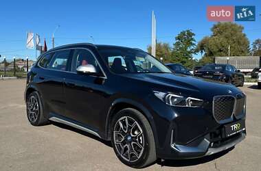BMW iX1 2023